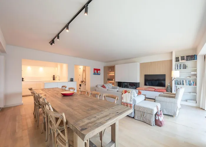 Апартаменты Sunny Near Brugge Кнокке-Хейст