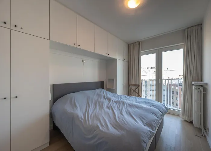 Sunny Near Brugge Apartament